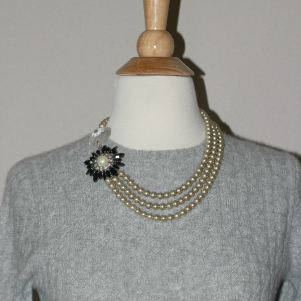 9 Ways to Accessorize Your Look this Winter #5 necklace 